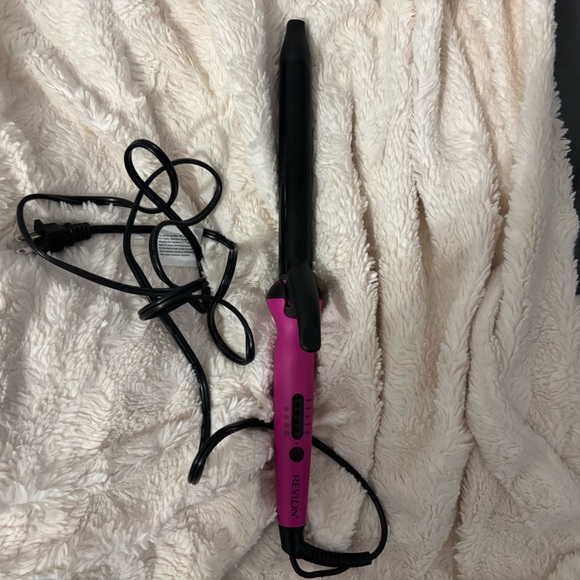 Revlon Long Barrel Curling Iron - Picture 1 of 1